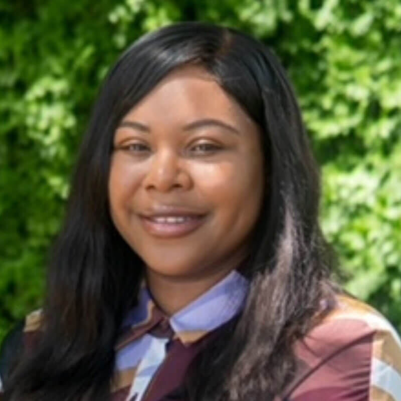 Sierra Dlamini Headshot - 1